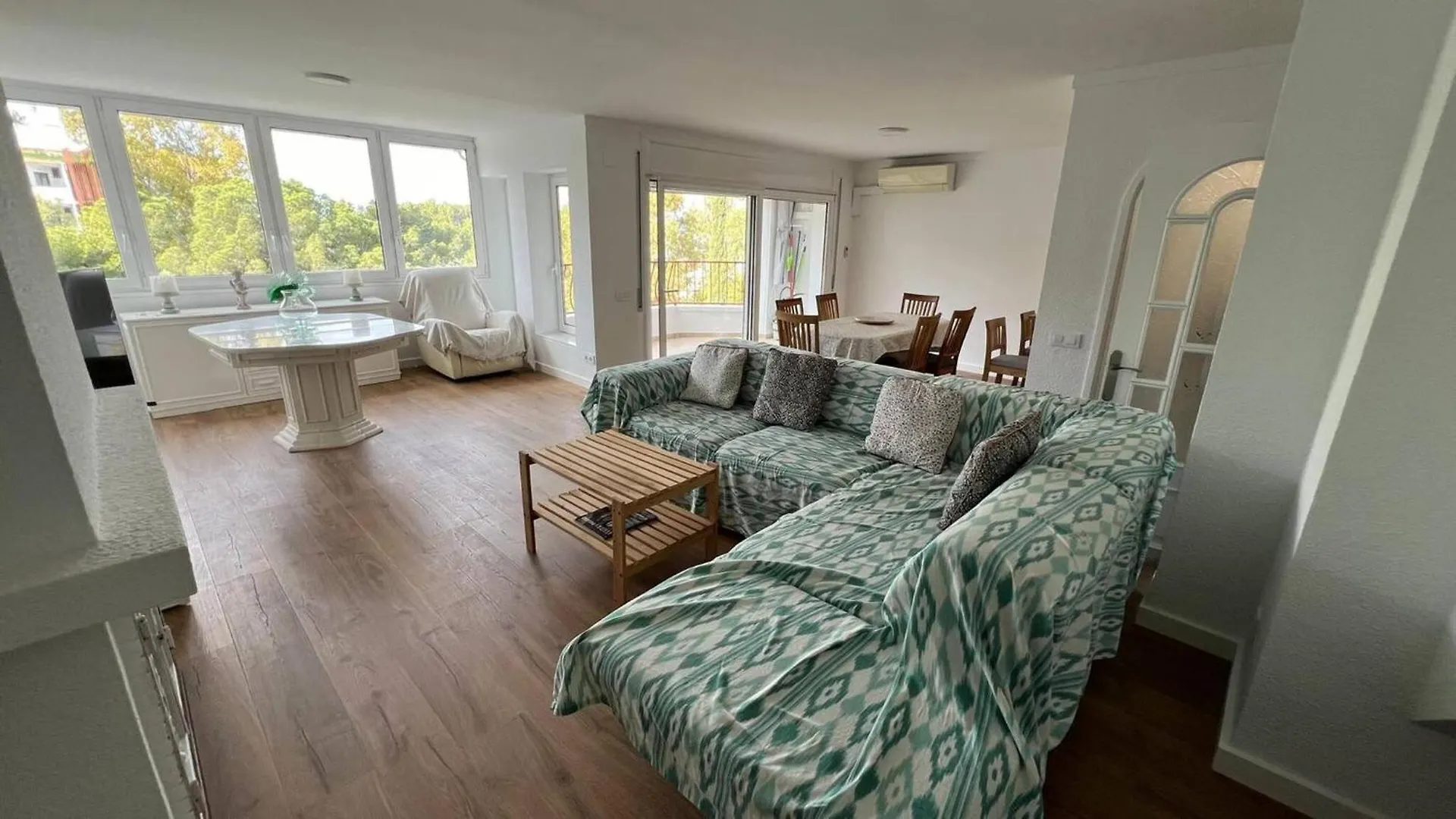 Bonito Duplex En Roses Con Vistas Al Mar Cerca De La Playa Apartment