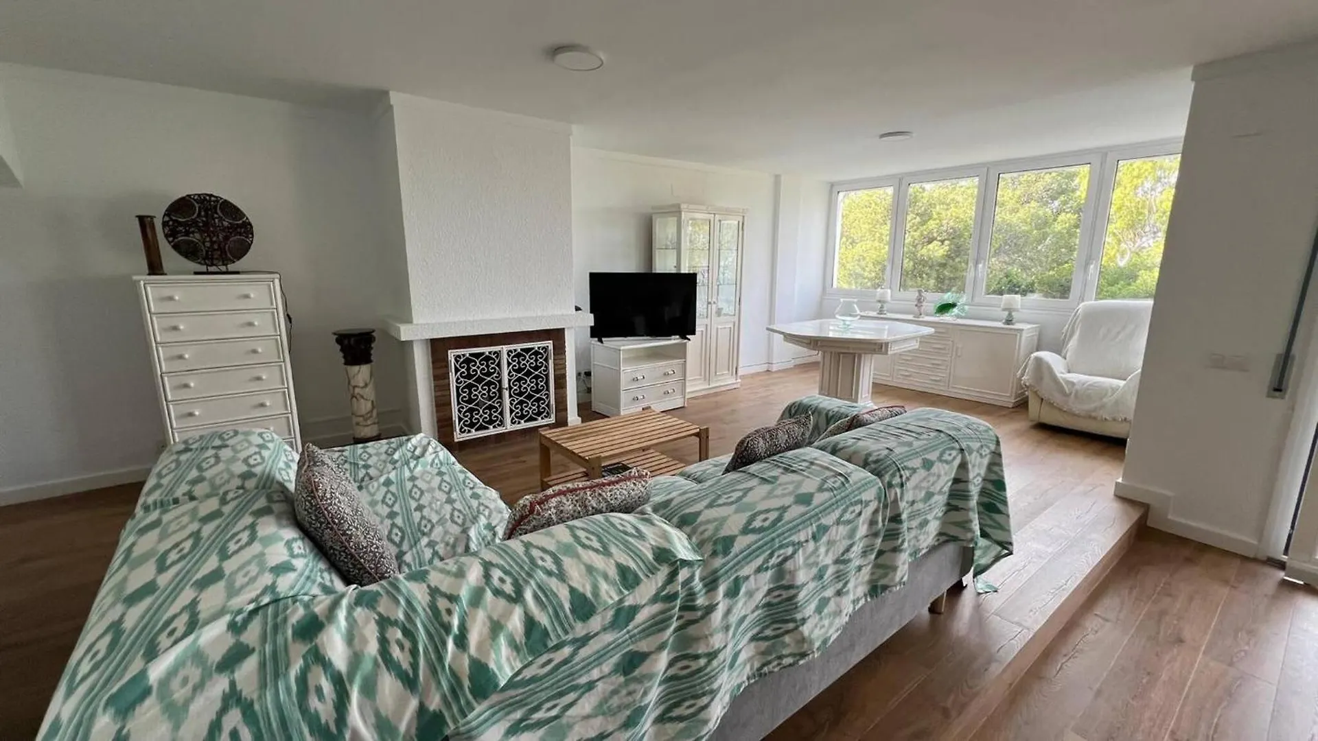 Bonito Duplex En Roses Con Vistas Al Mar Cerca De La Playa Apartment